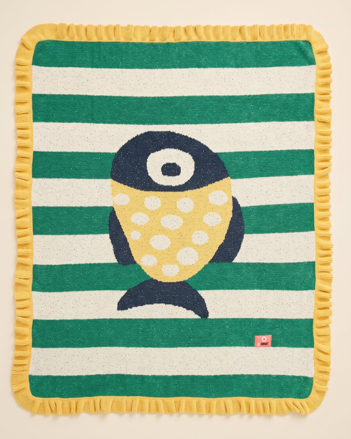 Fish ruffle edge throw